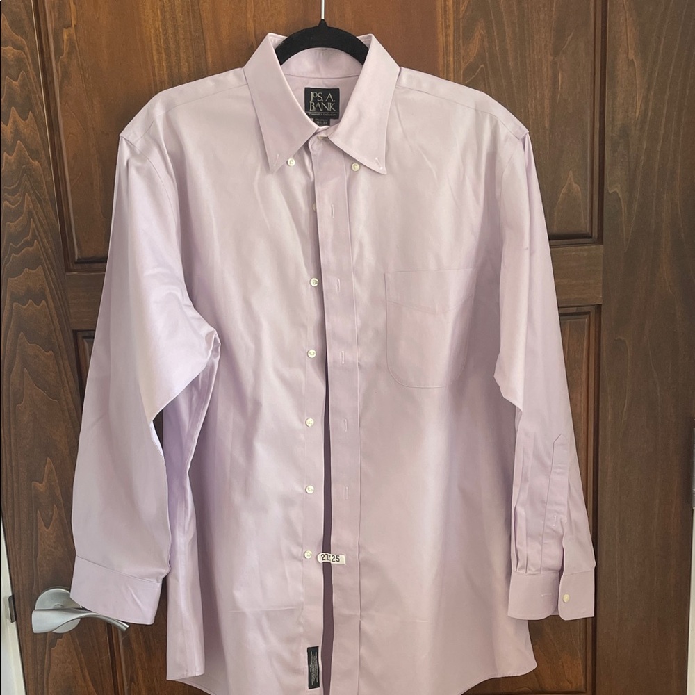 Jos. A. Bank Men's Light Lavender Button-Down Dress Shirt